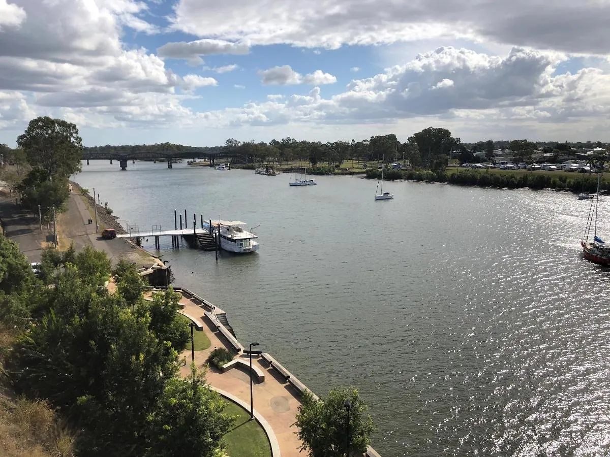 Burnett Riverside Hotel Bundaberg Australia