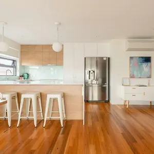  Apartment Kangaroo Bay Australia